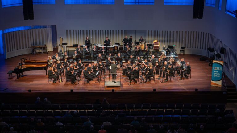 Serious?! — muziek in Etten-Leur